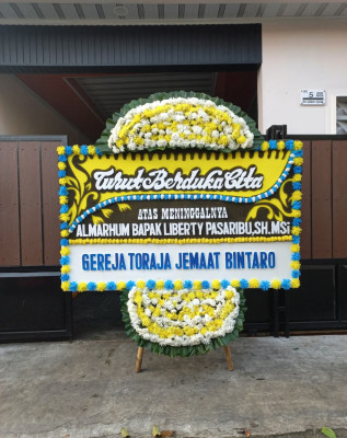 Papan Bunga Duka di Kelua